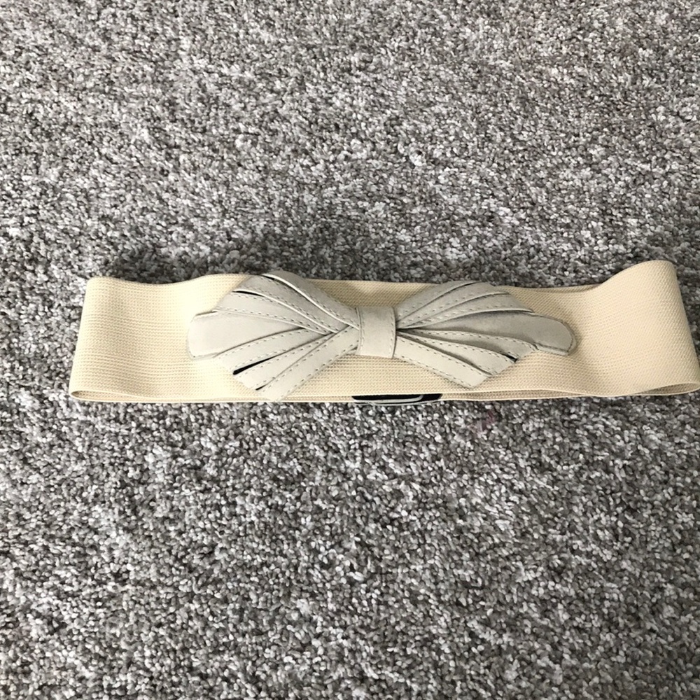 •Francesca’s Belt•